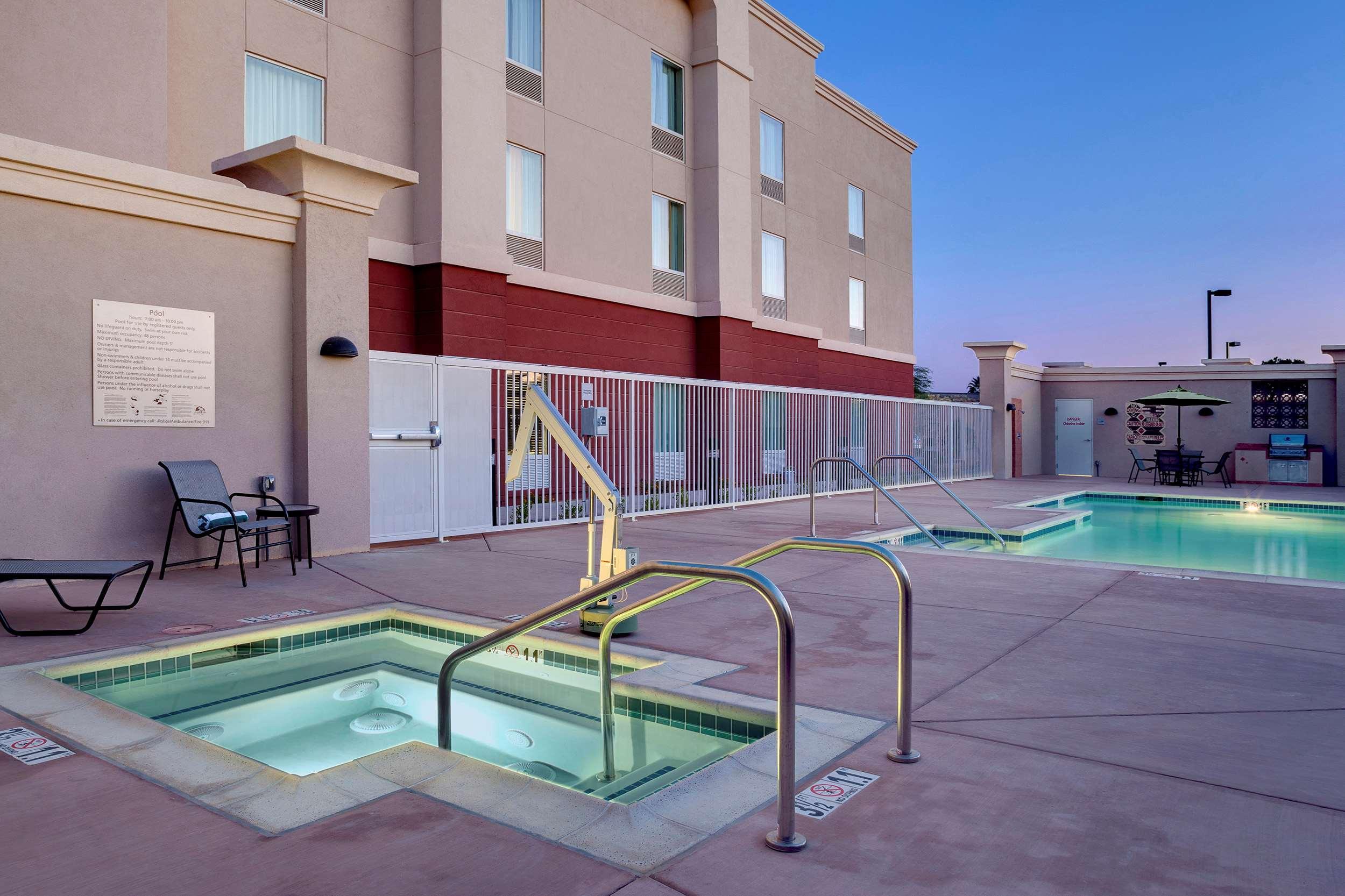 Hampton Inn & Suites Blythe, Ca Eksteriør bilde